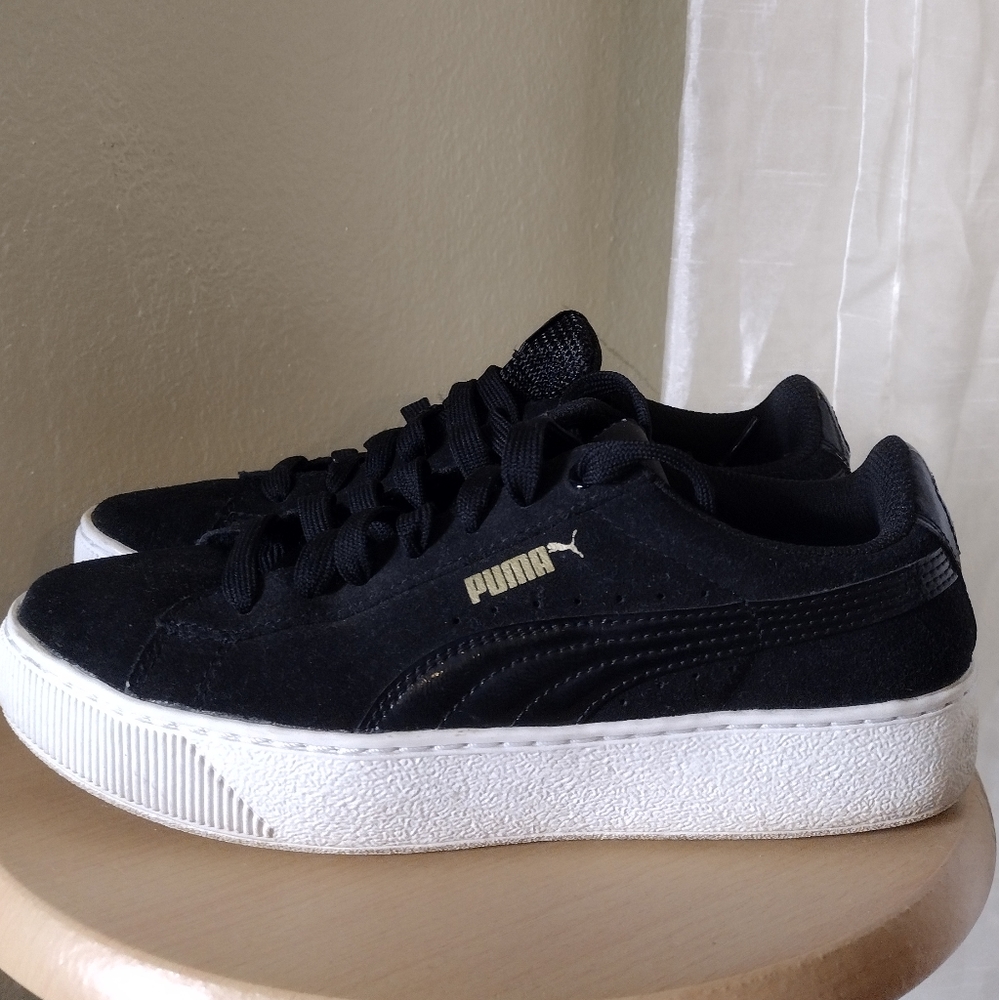 PUMA Platform SNEAKERS